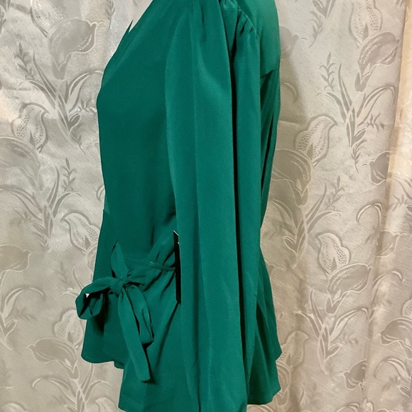 OLM Green V Neck Blouse - Picture 3 of 6